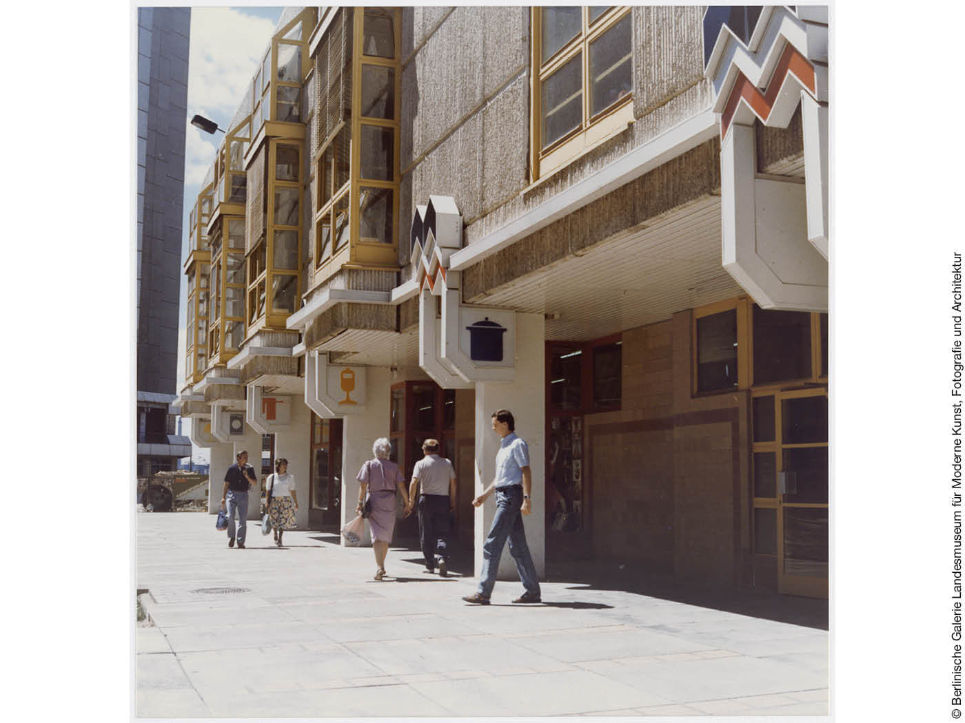 Kaufhaus am Marzahner Tor, Büro Eisentraut im IHB um 1988