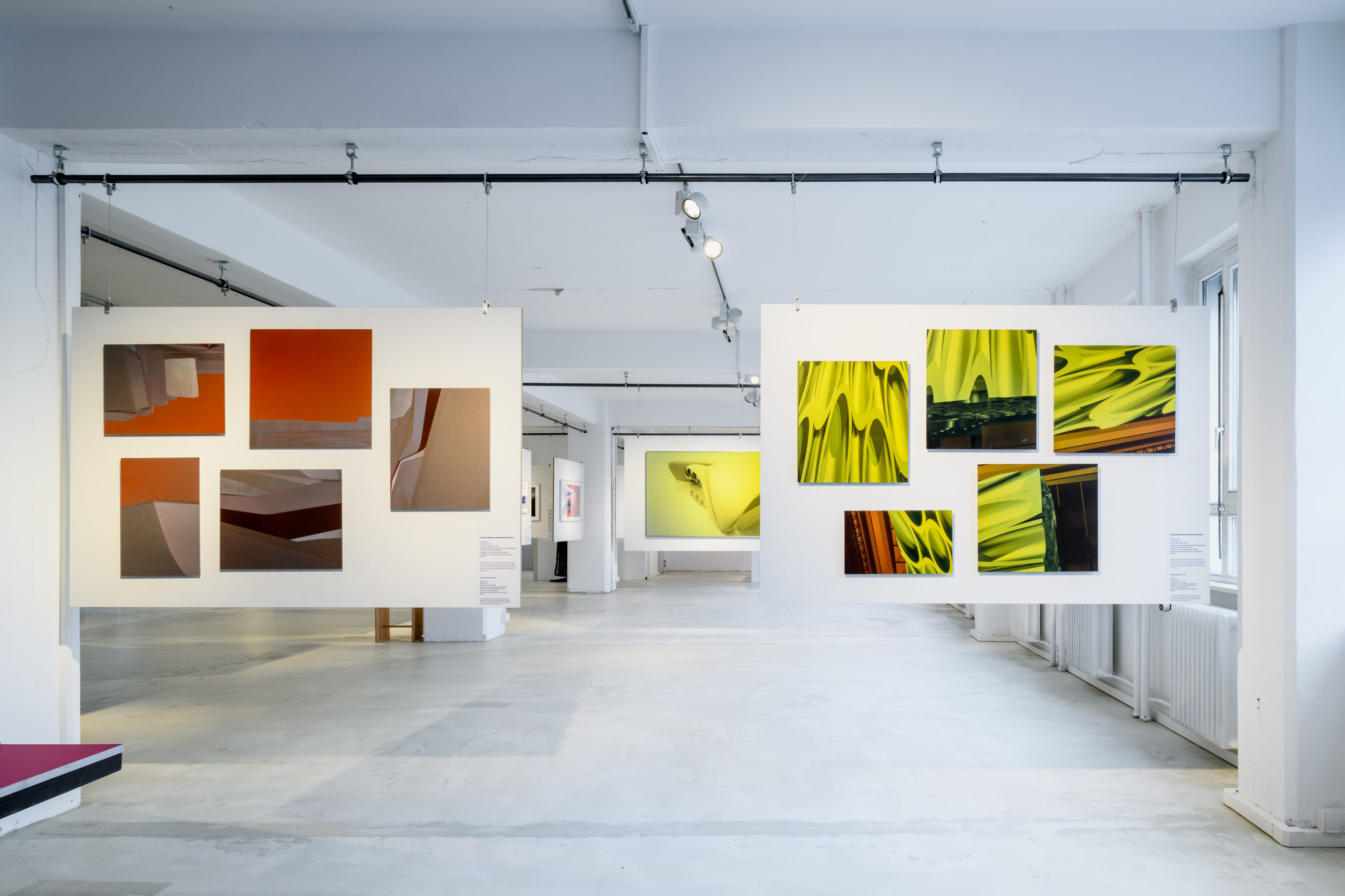 Ausstellung des Künstlers Antonio de Campos zu Objekten des Büros Zaha Hadid Architects