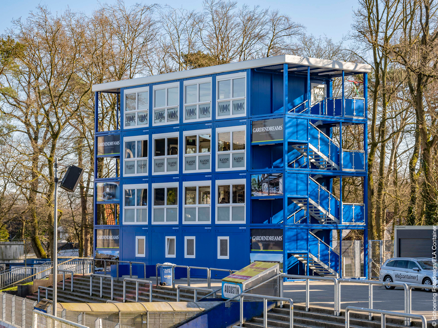 Workspace START.N aus Containern gebaut