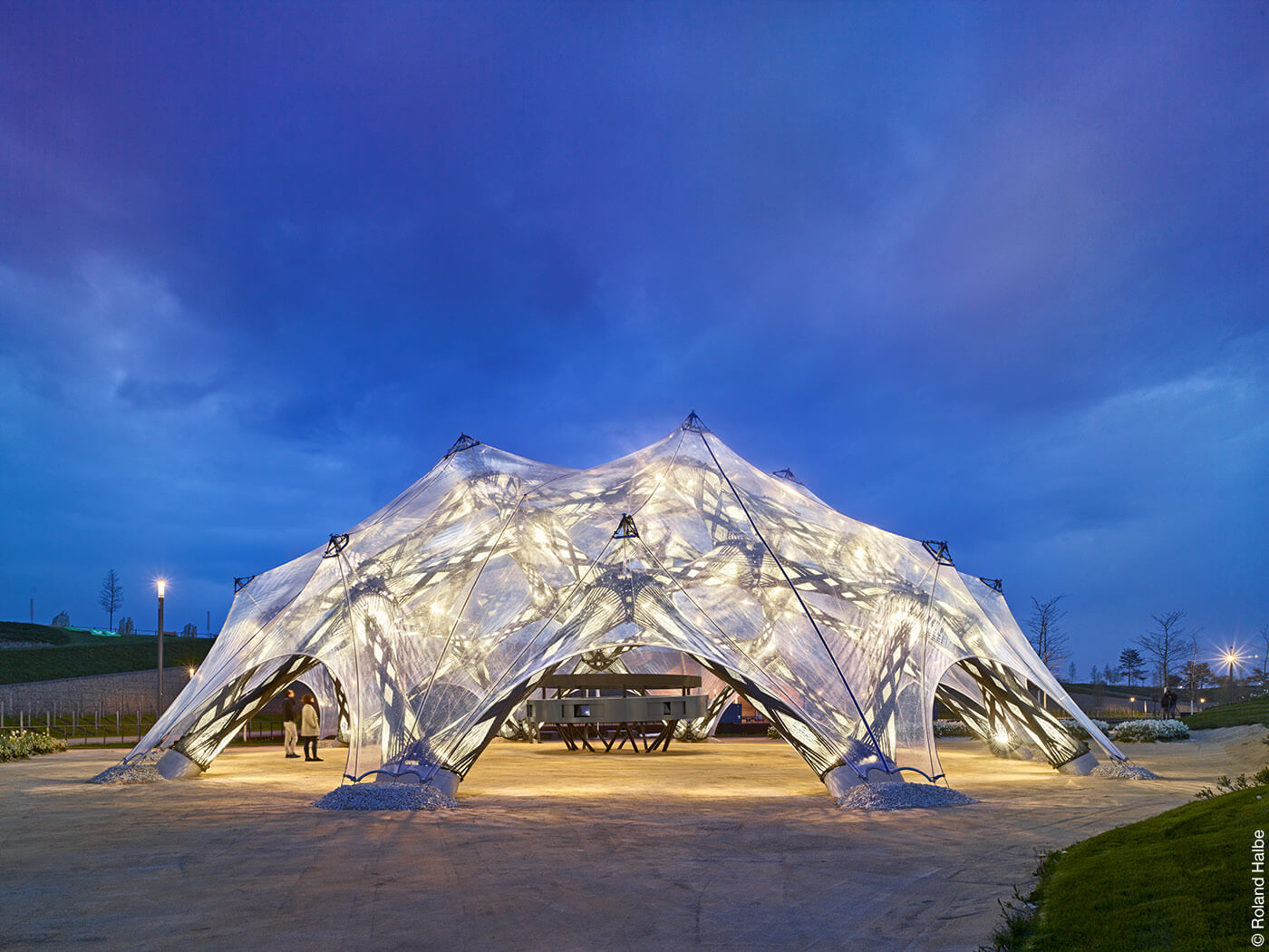 Experimenteller Pavillon aus Faserverbundstoff auf der Buga 2019 in Heilbronn