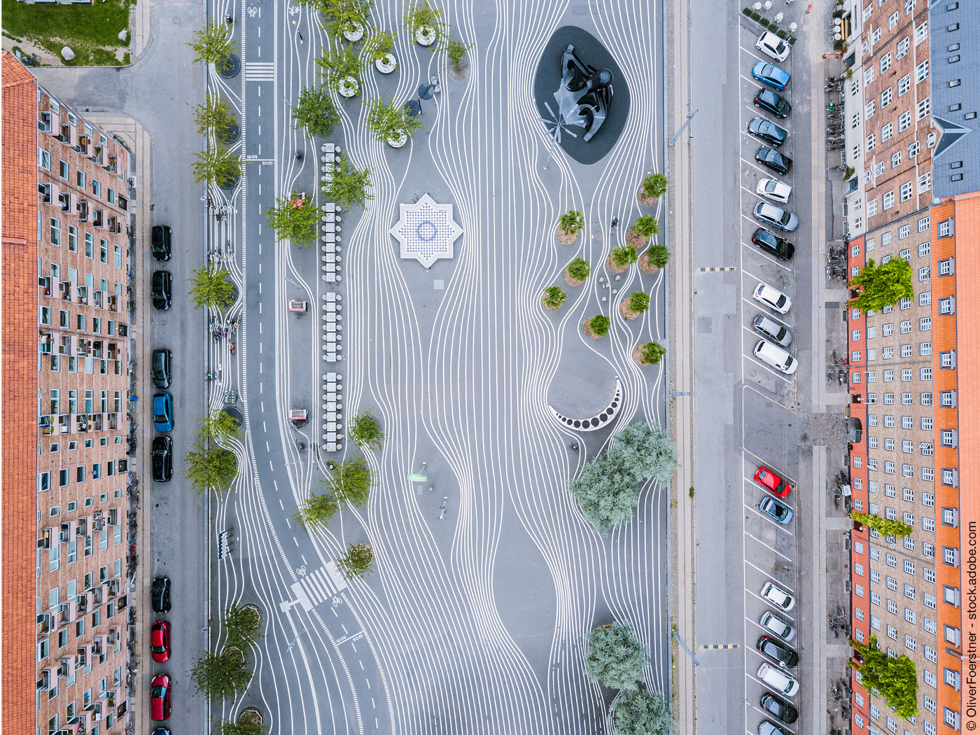 Luftaufnahme des Stadtraums Superkilen in Kopenhagen