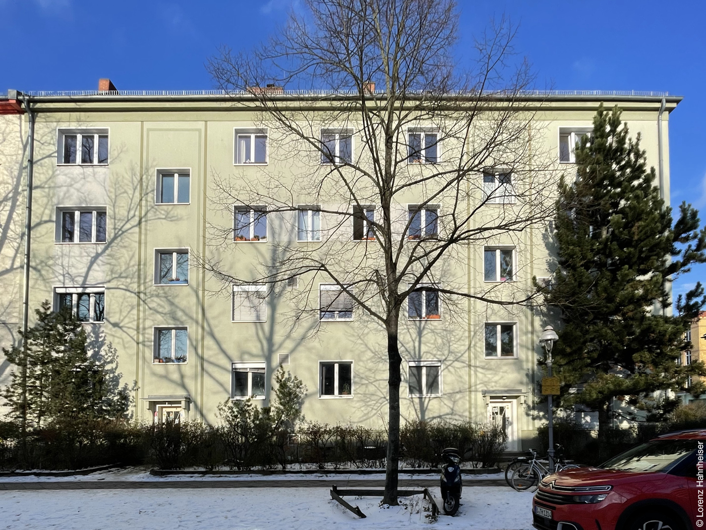 Fassade des Hausprojekts Burger in Berlin-Tempelhof.