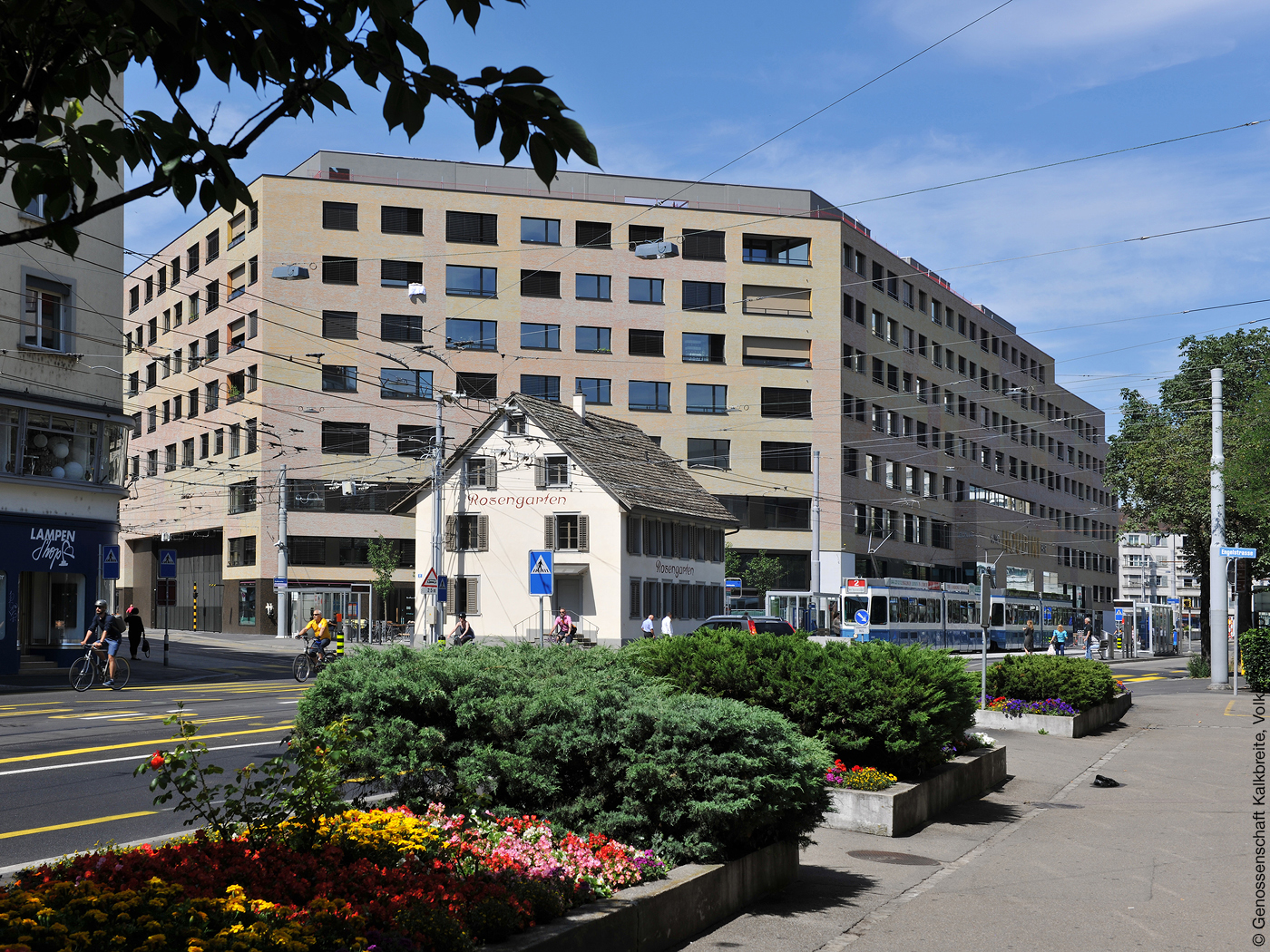 Ansicht der Genossenschaft Kalkbreite von der Badener Straße aus.