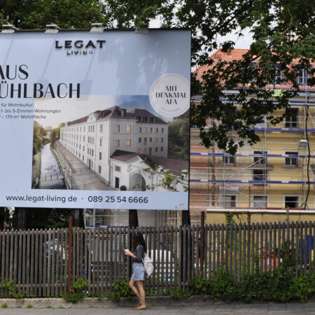 Bauplakat von Haus Mühlbach